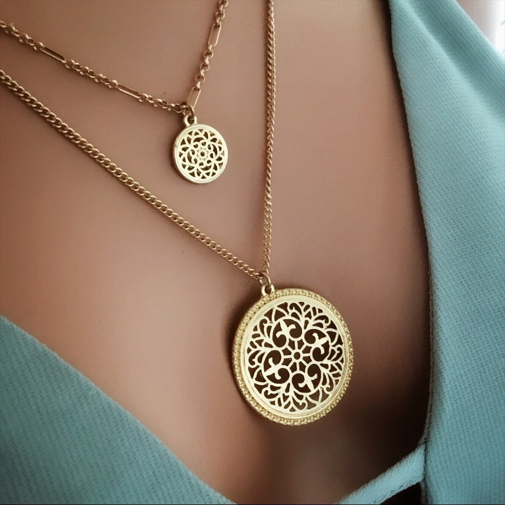 Gold Choker Layer Mandala Filigree Coin Necklace - Picture 3 of 3